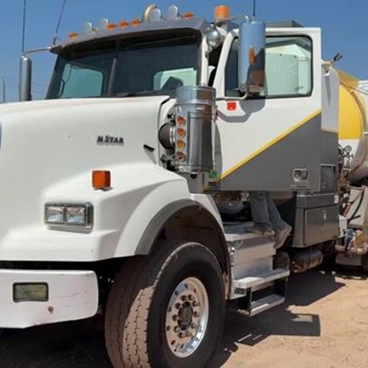 2014 WESTERN STAR 4900