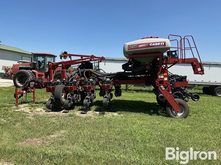 case-ih-1250-image-8