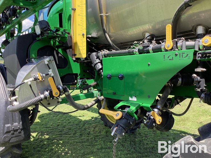 2022-john-deere-412r-image-19