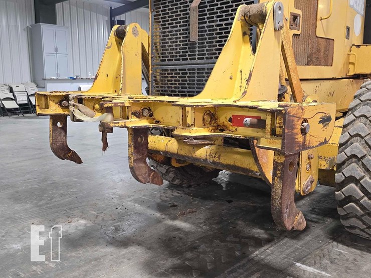 2006-deere-670ch-ii-image-13