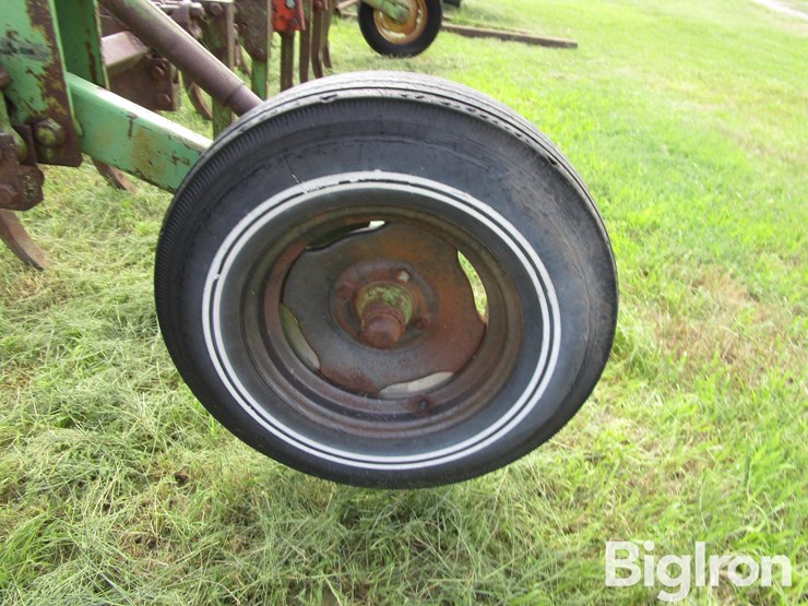 john-deere-15-image-17