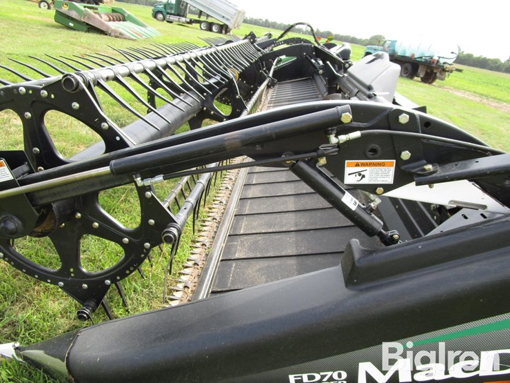 2012-mac-don-fd70-image-10