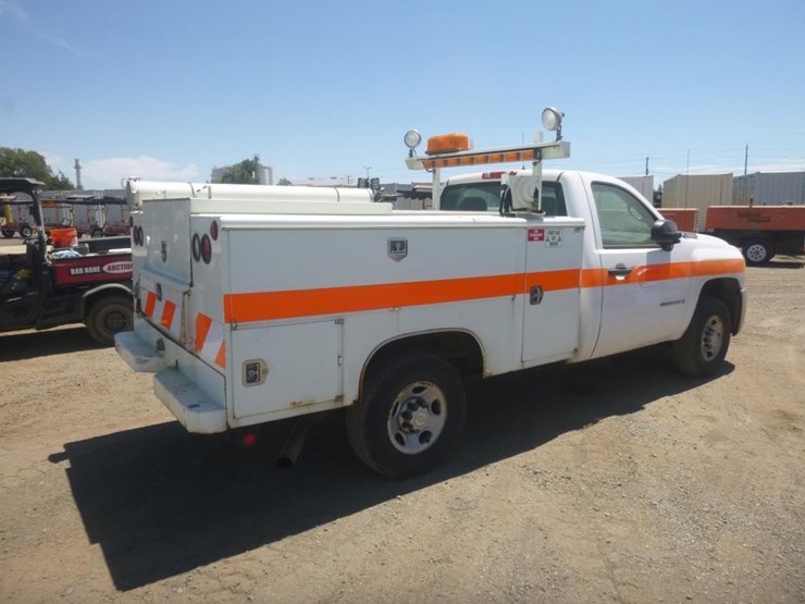 2007-chevrolet-2500-image-3