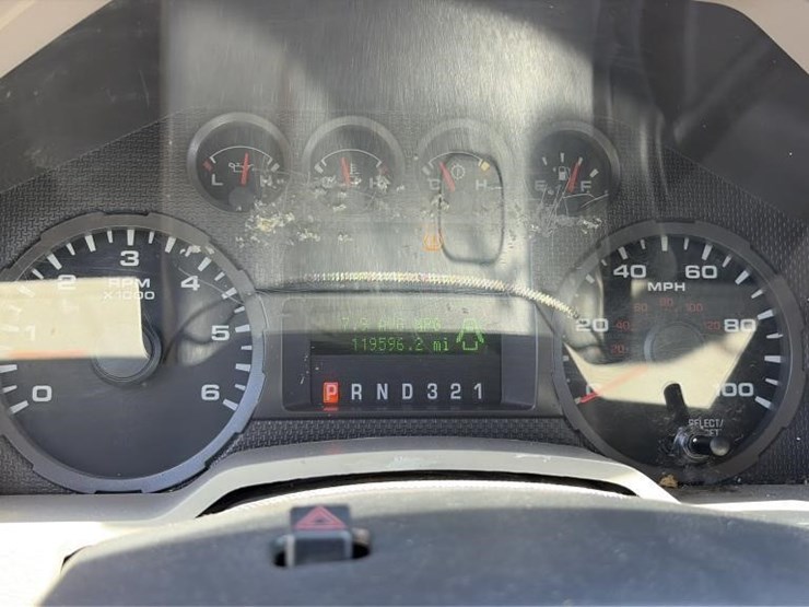 2009-ford-f350-image-17