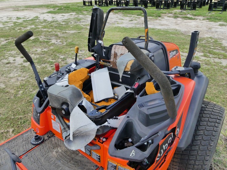 kubota-zd1211-image-11