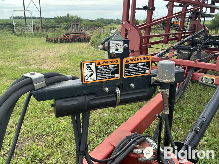 case-ih-200-image-10