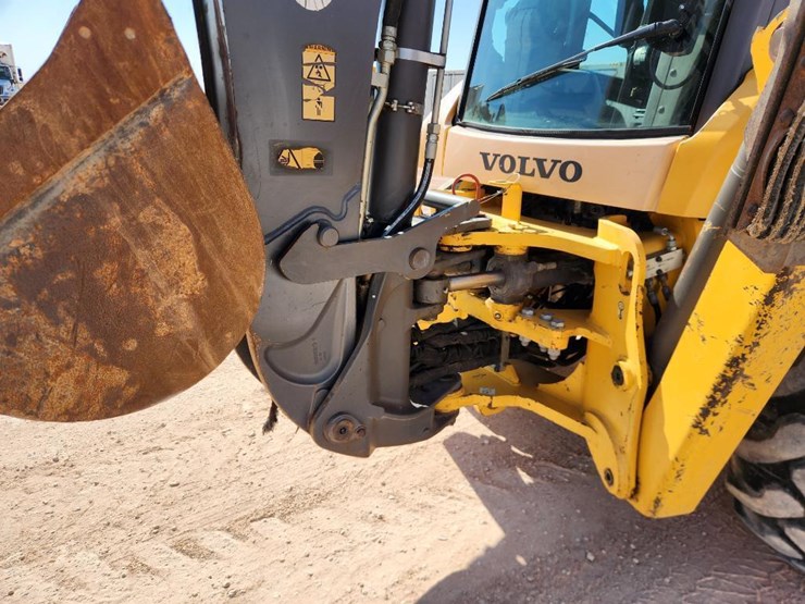 volvo-bl70b-image-21