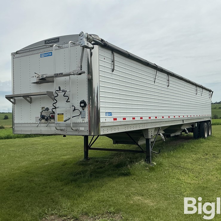 2015 STOUGHTON GRAIN TRAILER