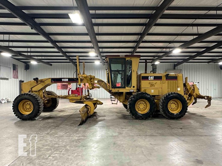 2001-caterpillar-140h-image-5