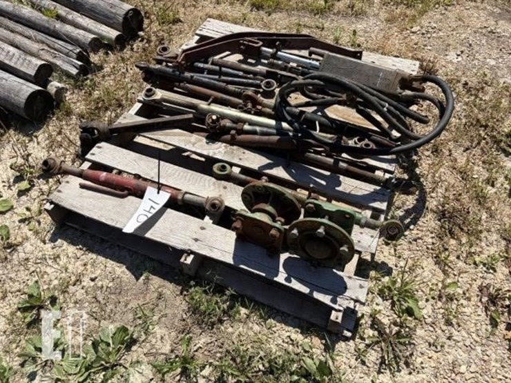 tractor-top-links-&-parts-image-1
