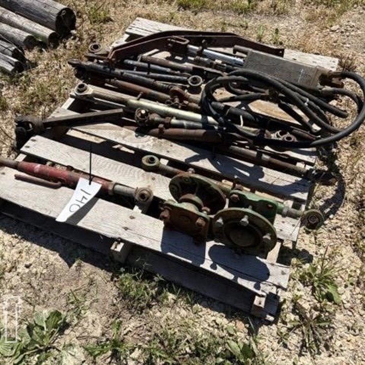 TRACTOR TOP LINKS & PARTS