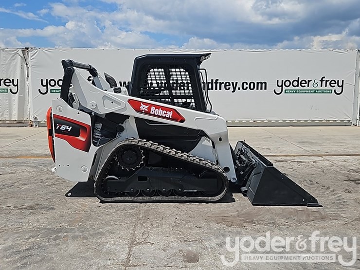 2021-bobcat-t64-image-6