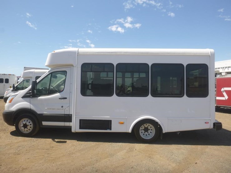 2019-ford-transit-image-5