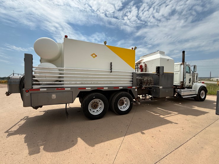 2009-western-star-4900-image-5