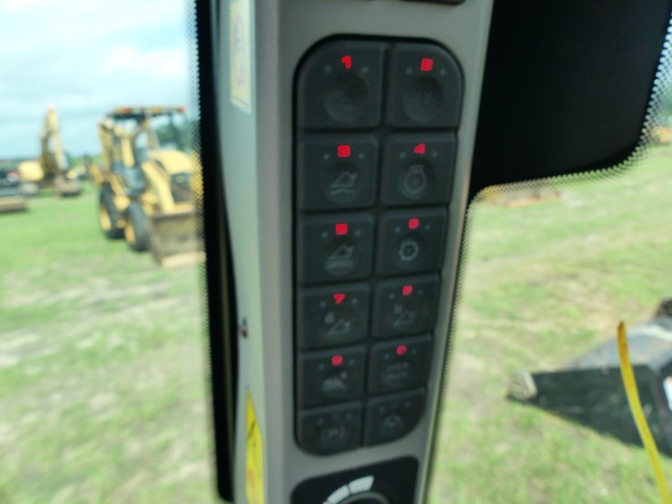 2025-jcb-215t-image-20