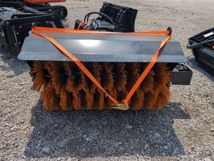 iranch-mini-skid-steer-snow-angle-sweeper---irlsas-image-1