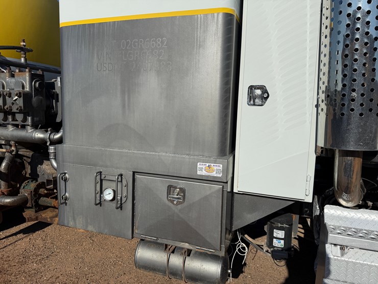 2015-western-star-4900-image-26
