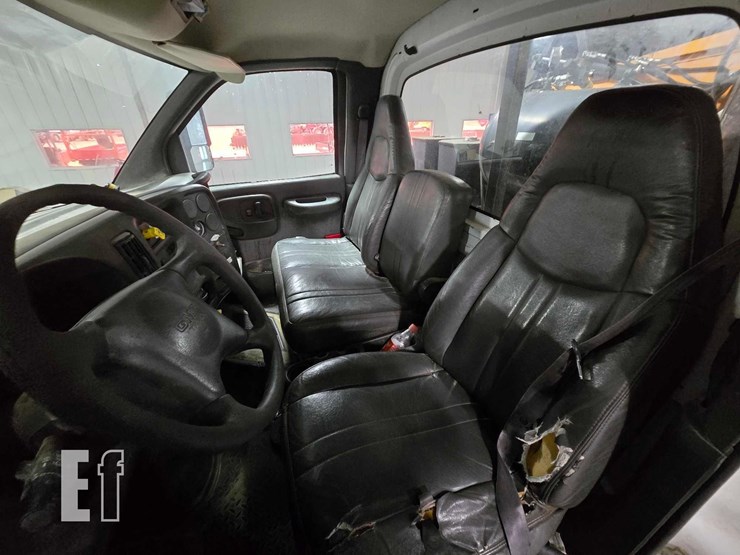 2008-gmc-topkick-c8500-image-9