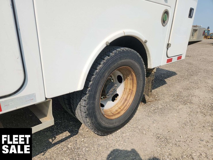 2019-ford-f550-image-12