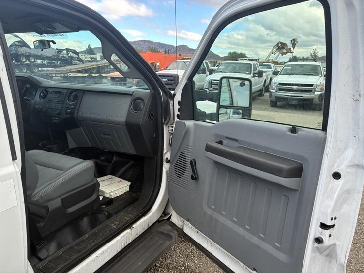 2015-ford-f250-image-10