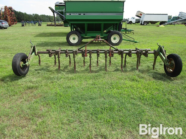 john-deere-15-image-2