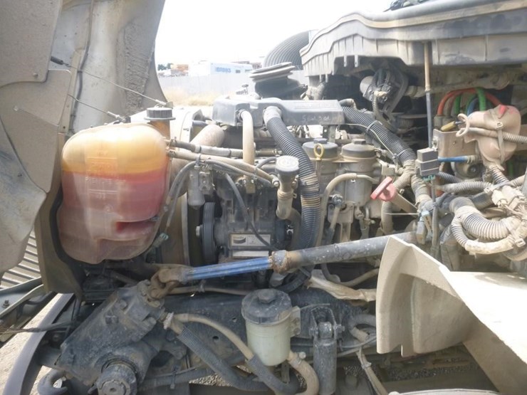 2013-international-durastar-4300-image-21