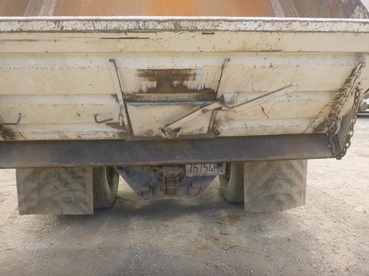2013-international-durastar-4300-image-11