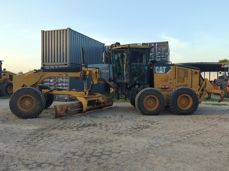 caterpillar-140m-image-1