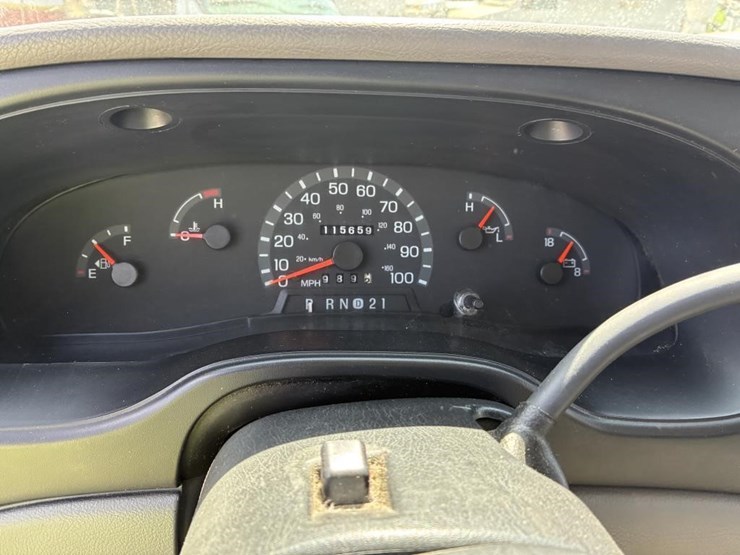 2001-ford-e350-image-21