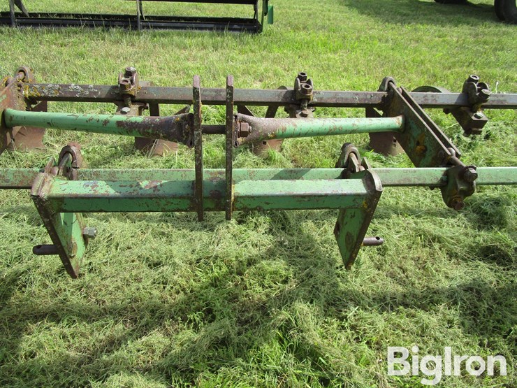 john-deere-6-image-13