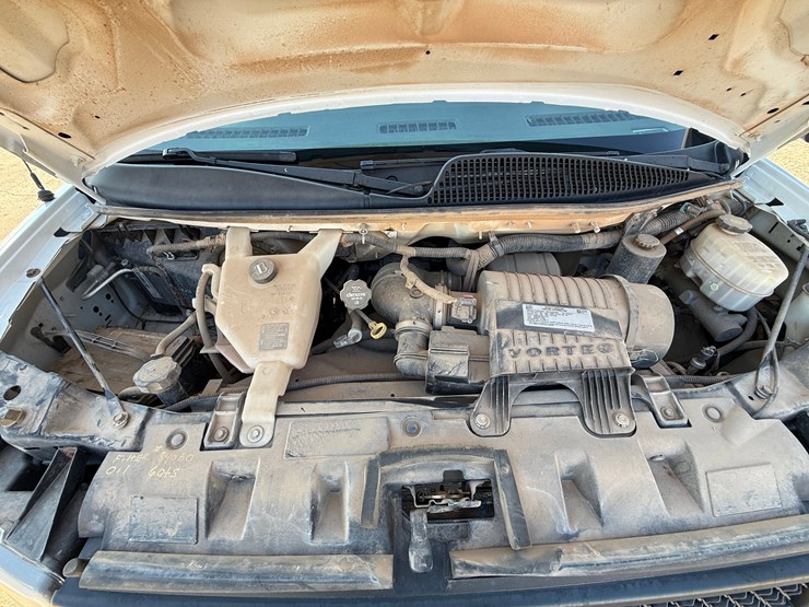 2018-chevrolet-express-4500-image-19