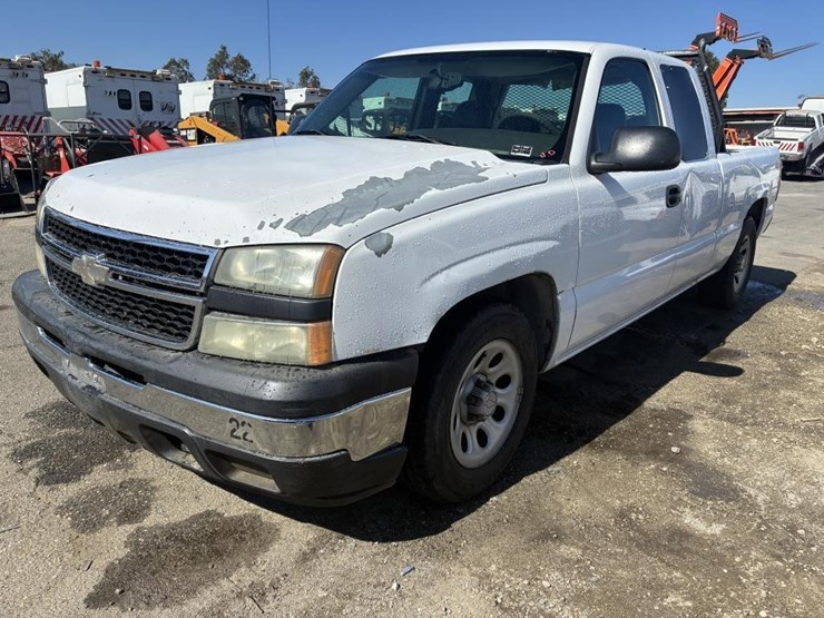 2007-chevrolet-silverado-1500-image-1