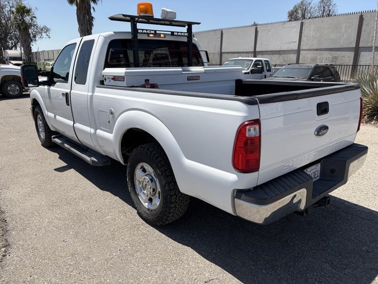 2011-ford-f250-image-4