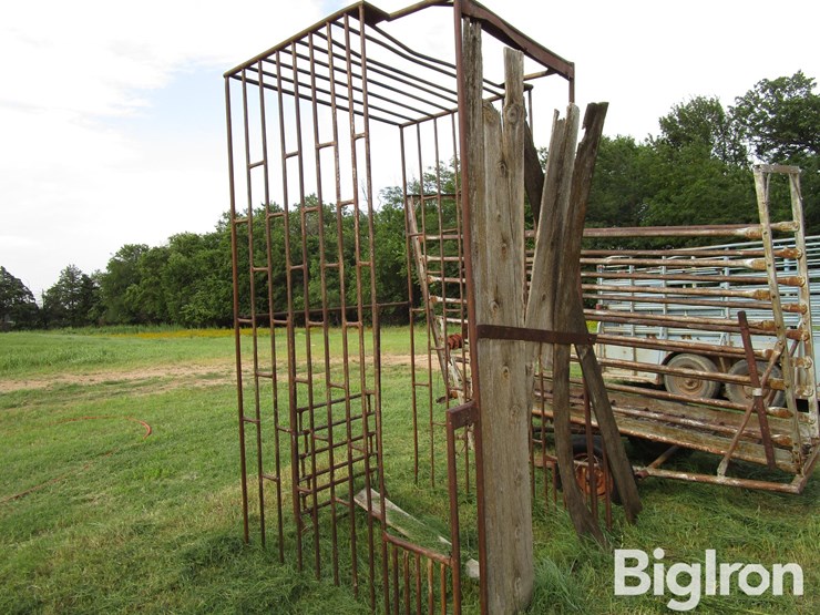 long-bed-pickup-slide-in-stock-rack-image-4