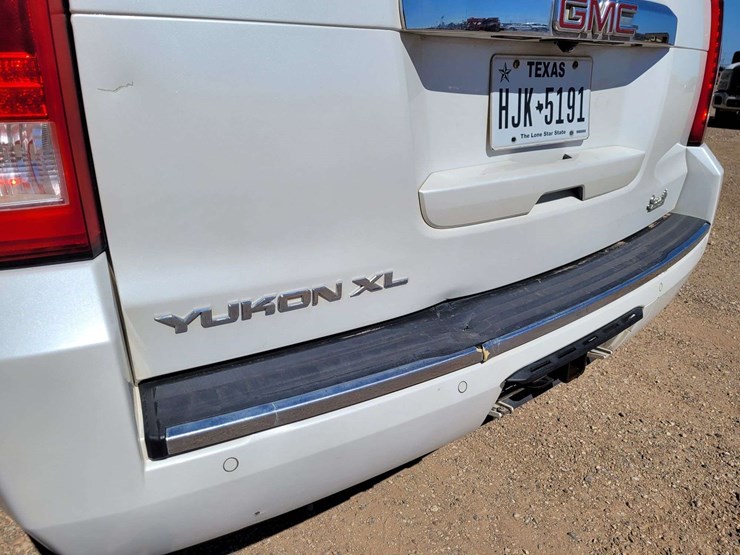 2016-gmc-yukon-xl-image-7