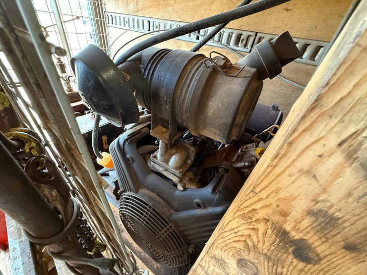 2018-ford-cargo-image-26