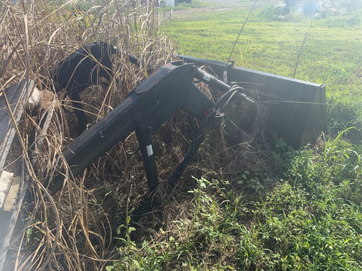 loader-with-bucket-to-fit-new-holland-tn-image-3