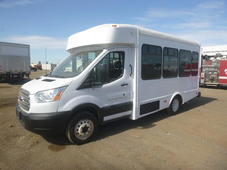 2019-ford-transit-image-1