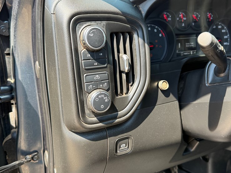 2020-chevrolet-silverado-2500hd-image-20