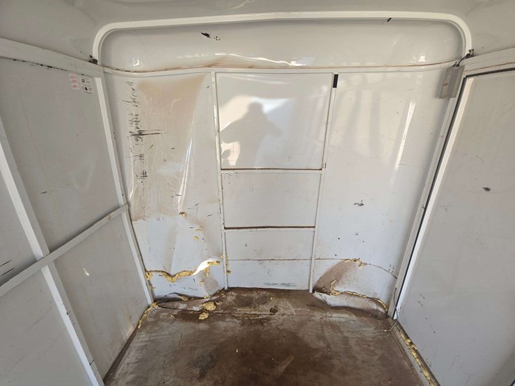 enclosed-cargo-trailer-image-13