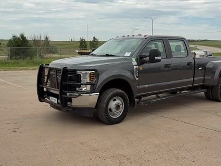 2019-ford-f350-sd-xl-image-1