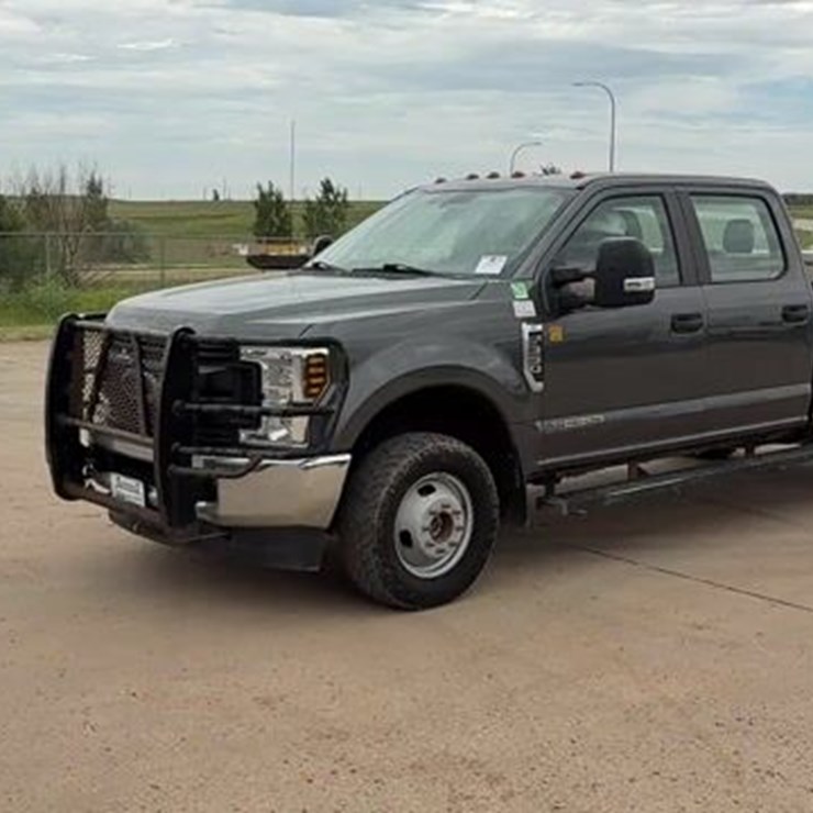 2019 FORD F350 SD XL