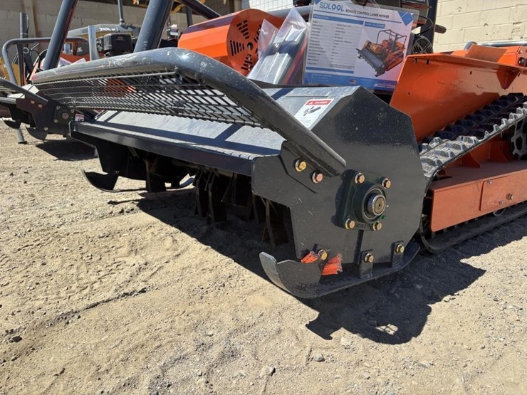 2026-sdlool-lm1000q-rc-flail-mower-image-7
