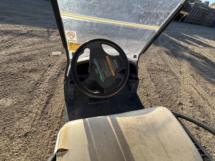 club-car-golf-cart-image-10