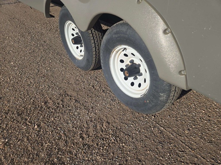2006-keystone-outback-travel-trailer-image-13