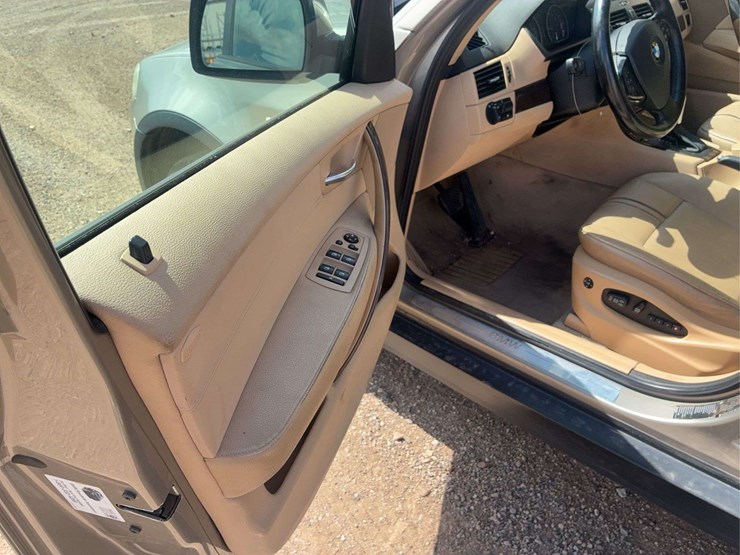 2009-bmw-x3-image-12