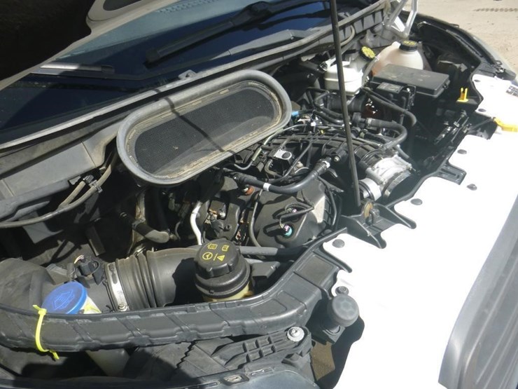 2017-ford-transit-image-11