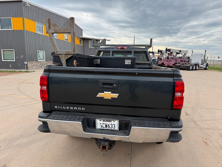 2019-chevrolet-silverado-2500hd-image-7