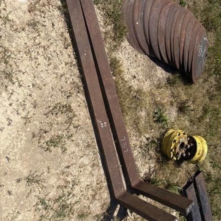 SKID STEER FORKS