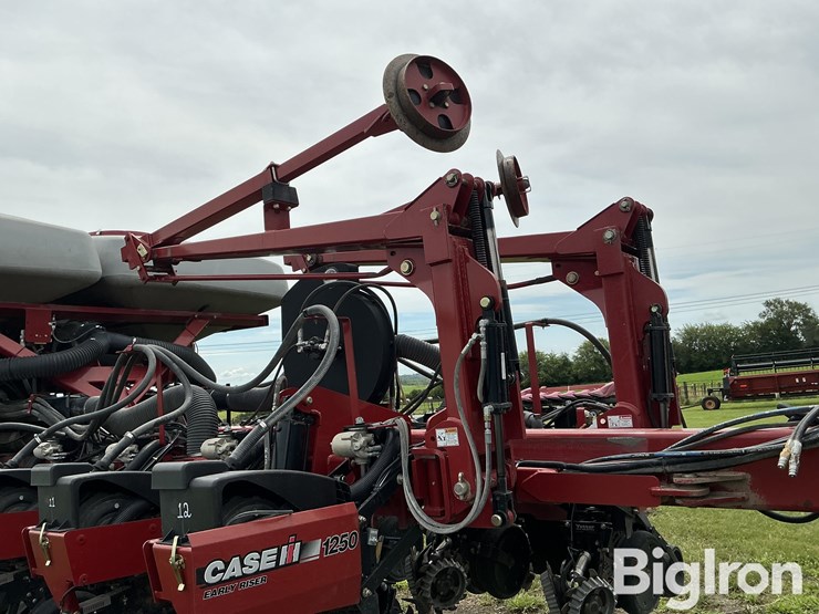 case-ih-1250-image-11